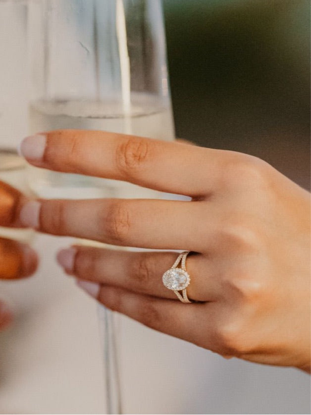 oval halo split band