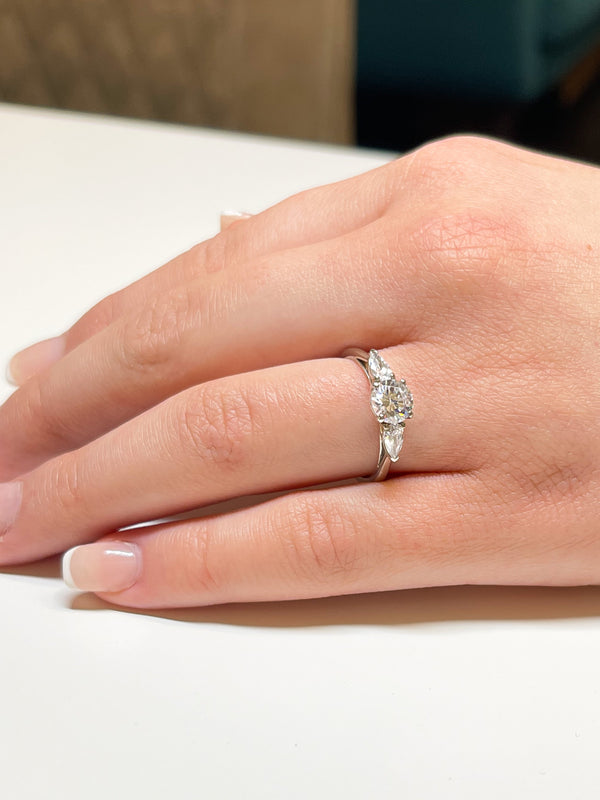 An In-depth Guide To The Trilogy Engagement Ring