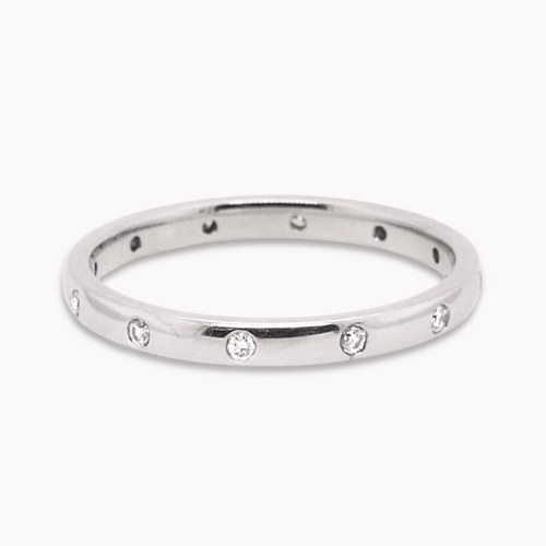 Star Scattered Diamond Ring