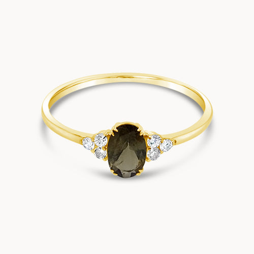 Dark Green Quartz Oval Trilogy Ring - Yellow Gold