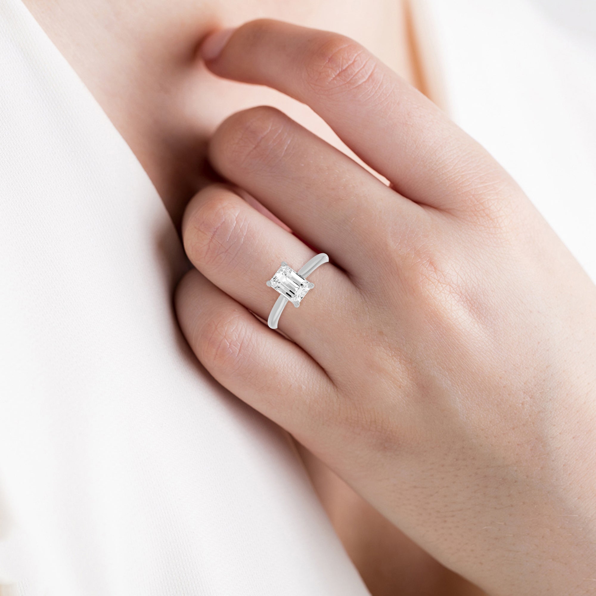 Denia Emerald | Platinum