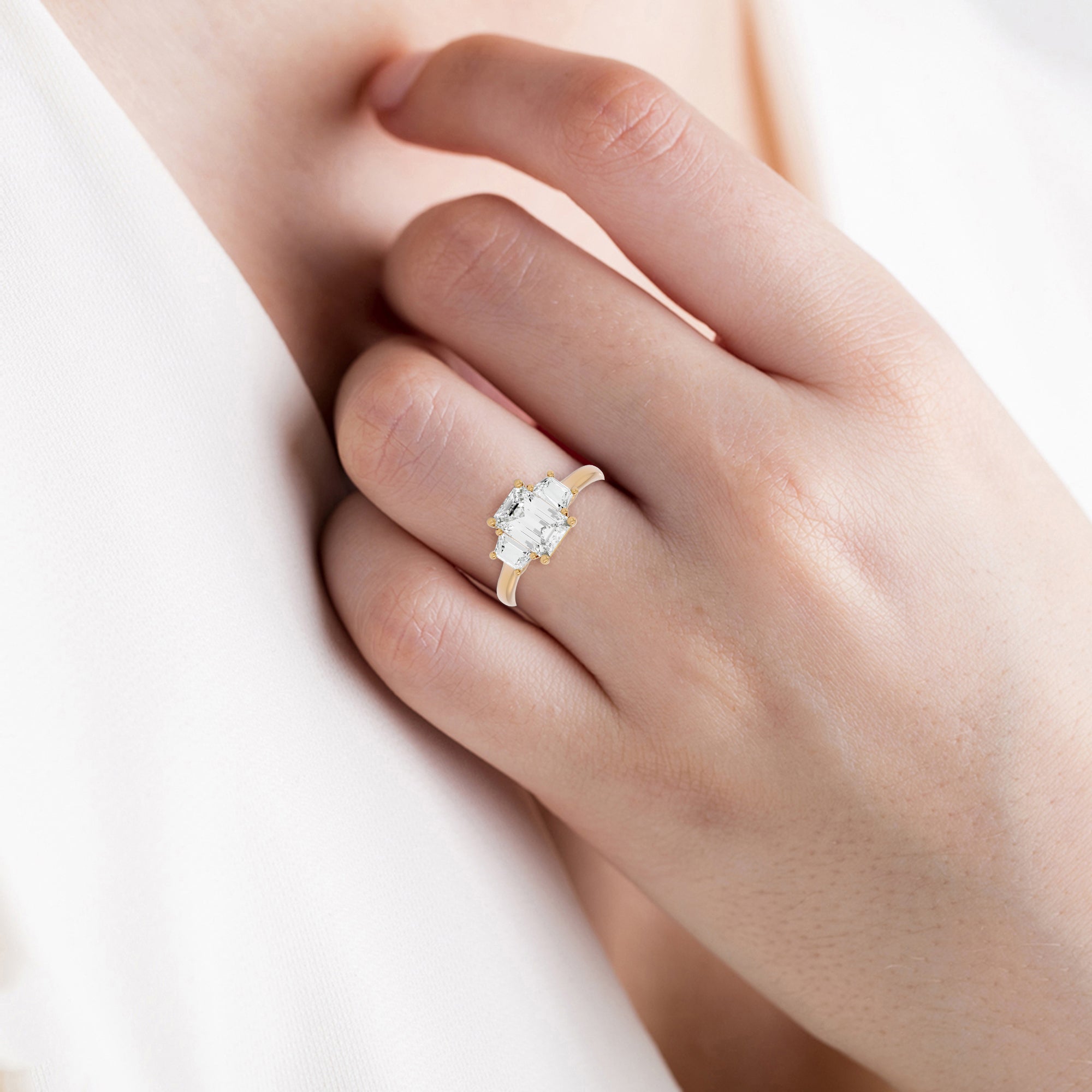 Heather Emerald | Yellow Gold